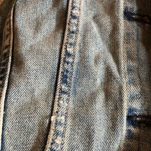 HUDSON Classic Fitted Trucker Jacket Distressed Denim Size Small - Picture 5 of 11